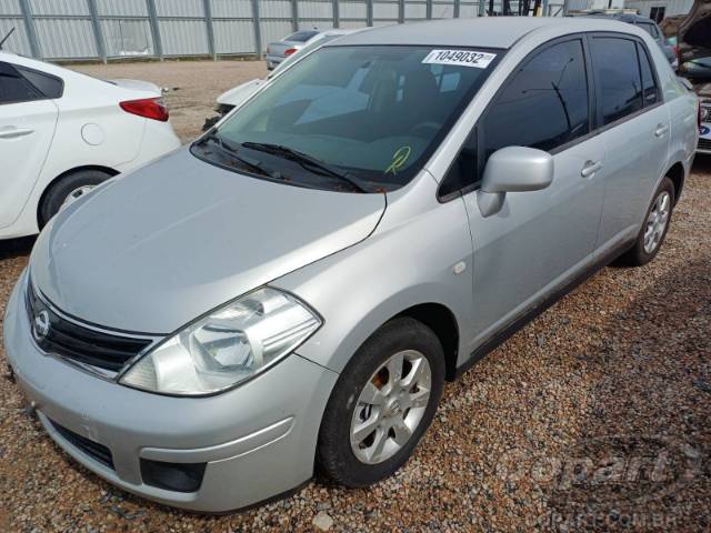 2013 NISSAN TIIDA SEDAN 