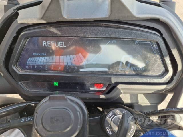 2026 BAJAJ DOMINAR 