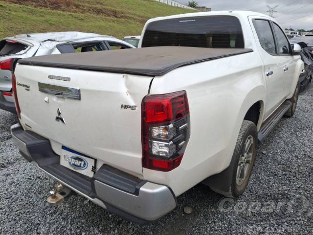 2022 MITSUBISHI L200 TRITON 