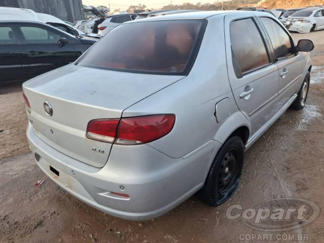 2011 FIAT SIENA 