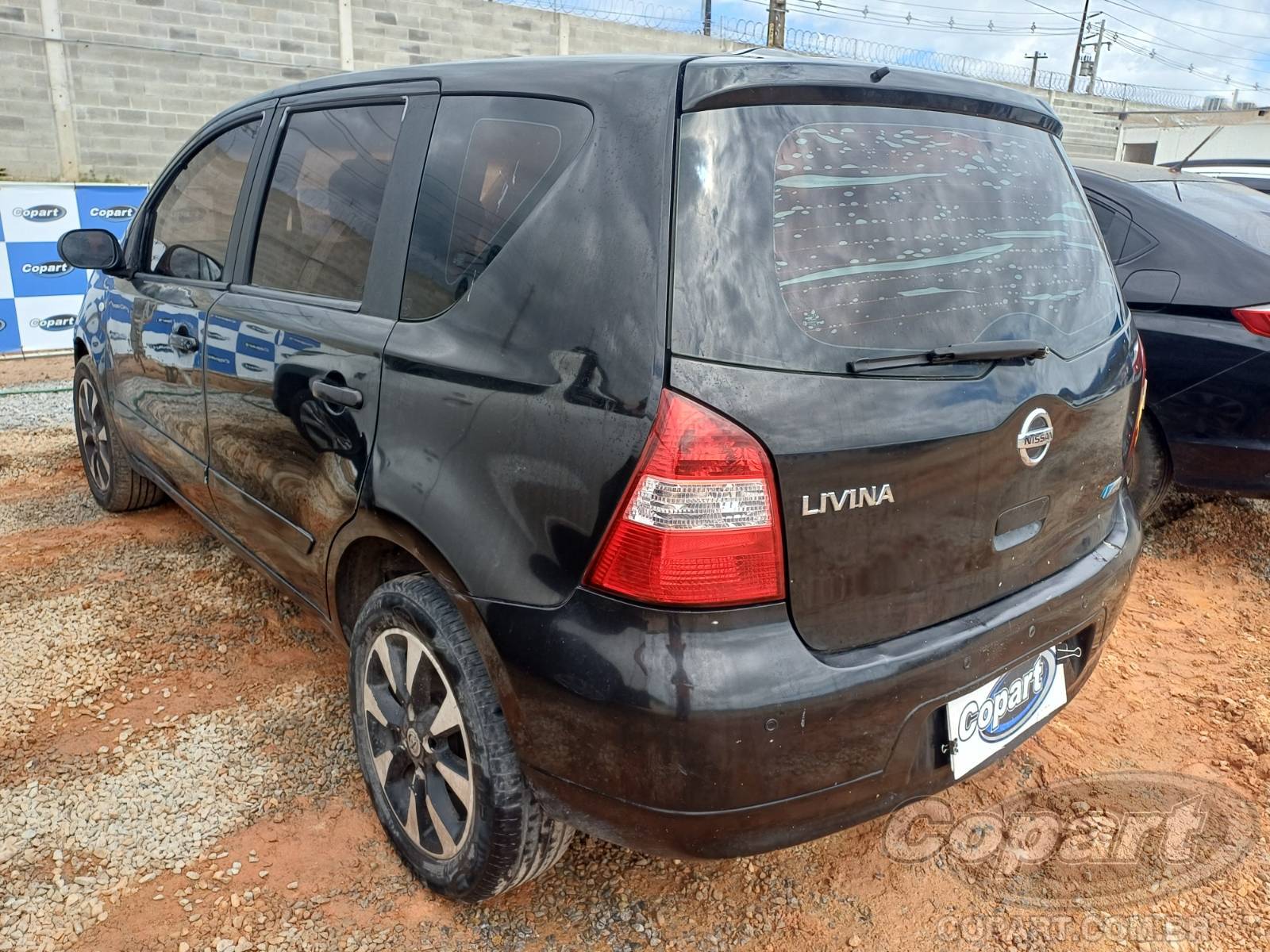 Foto 3: 2013 NISSAN LIVINA