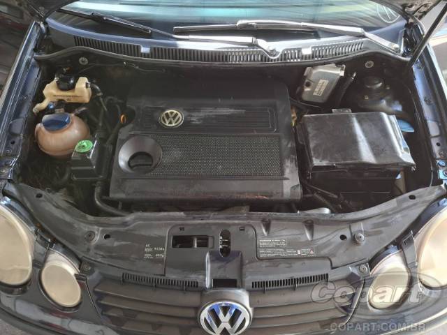2005 VOLKSWAGEN POLO SEDAN 