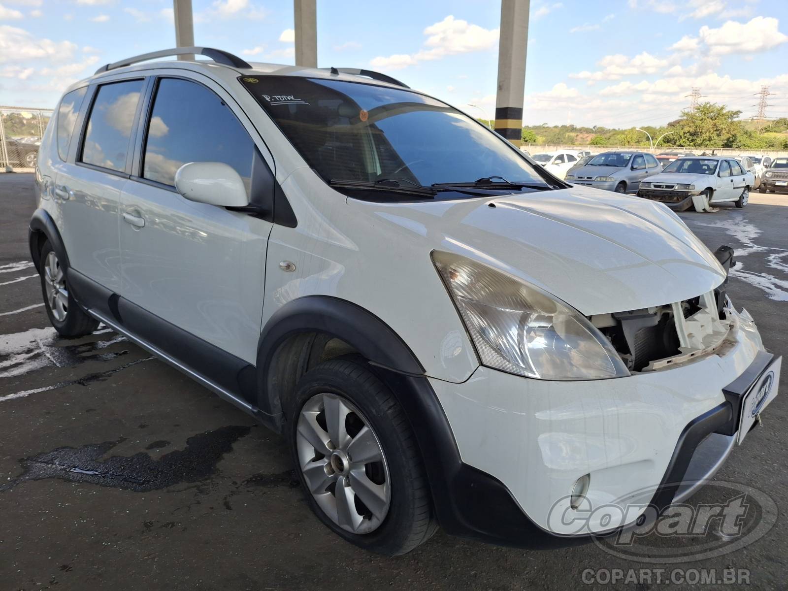 Veículo Nissan Livina NISSAN LIVINA X-GEAR 1.8 16V 2014 2014 em leilão