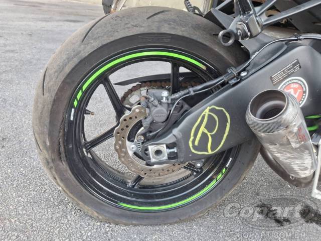 2022 KAWASAKI NINJA ZX-6R 