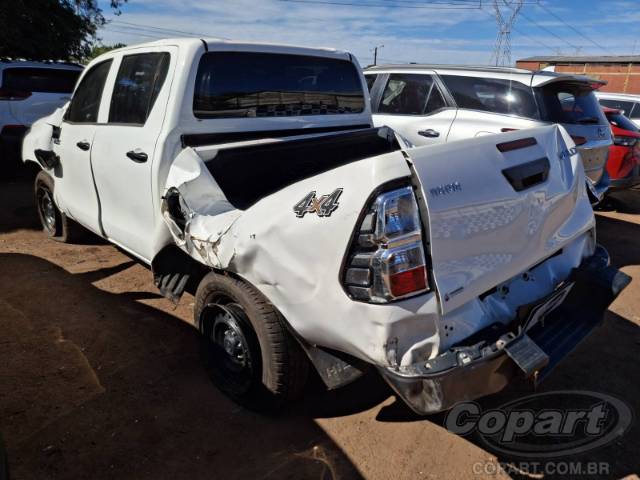 2025 TOYOTA HILUX CD 