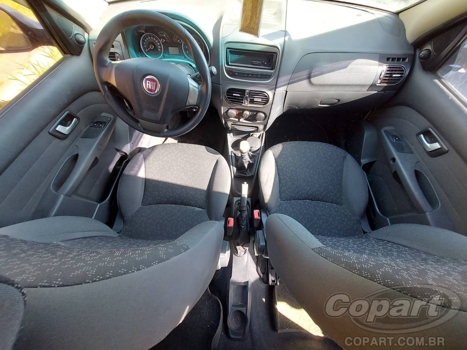 Foto 9 de 10: 2014 FIAT PALIO WEEKEND