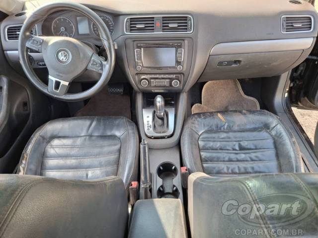 2011 VOLKSWAGEN JETTA 