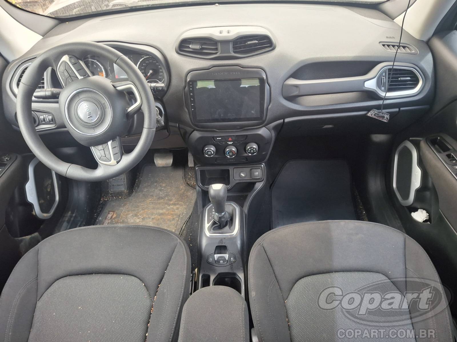 Foto 9 de 10: 2021 JEEP RENEGADE