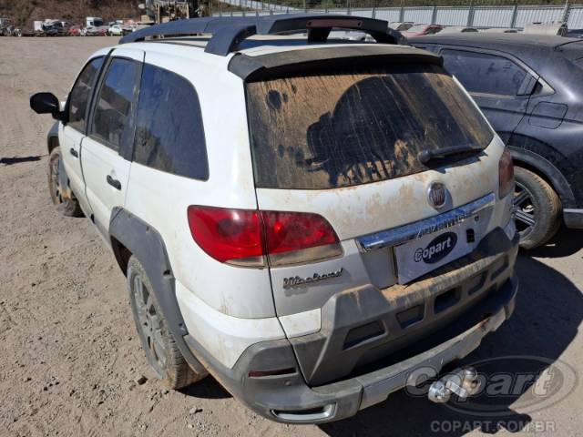 2015 FIAT WEEKEND 