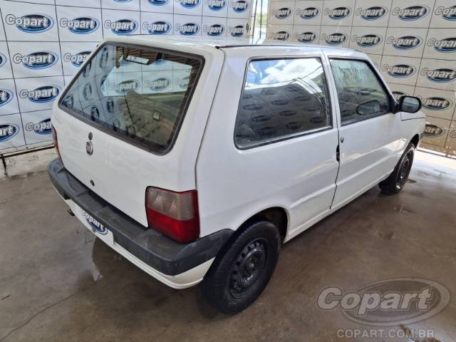 2013 FIAT UNO 