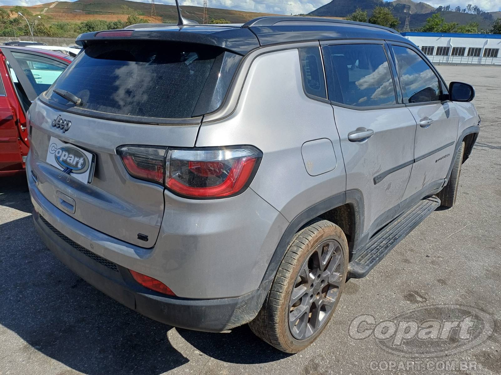2021 JEEP COMPASS — foto 4 de 10