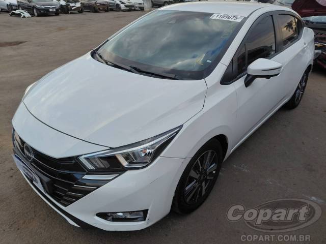 2024 NISSAN VERSA 