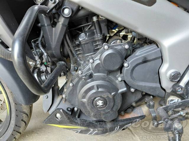 2026 BAJAJ DOMINAR 
