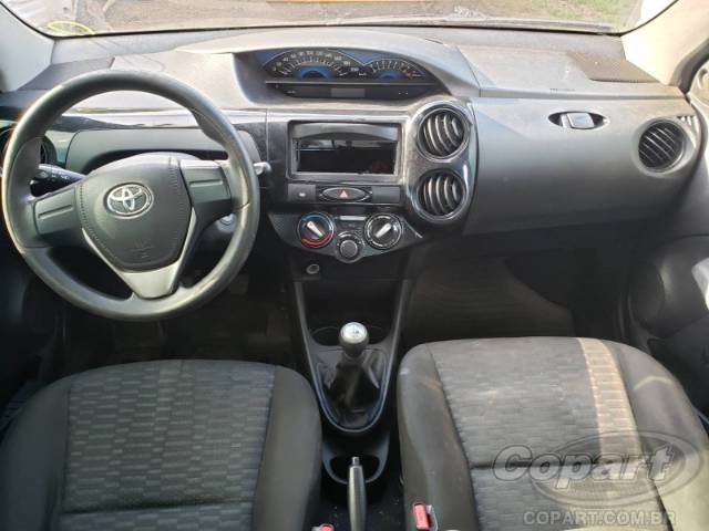 2015 TOYOTA ETIOS 