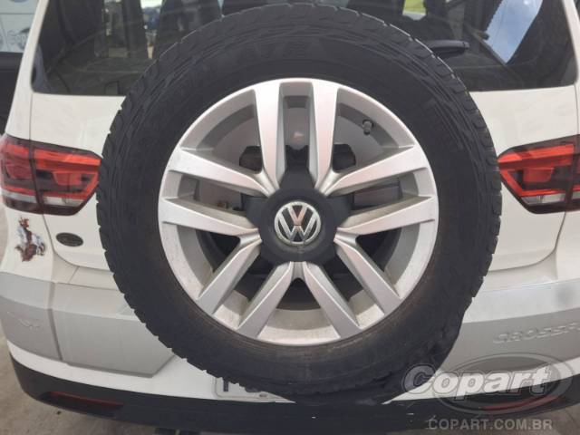 2016 VOLKSWAGEN FOX 