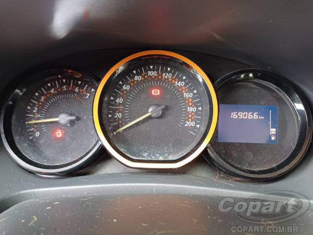 2015 RENAULT SANDERO 