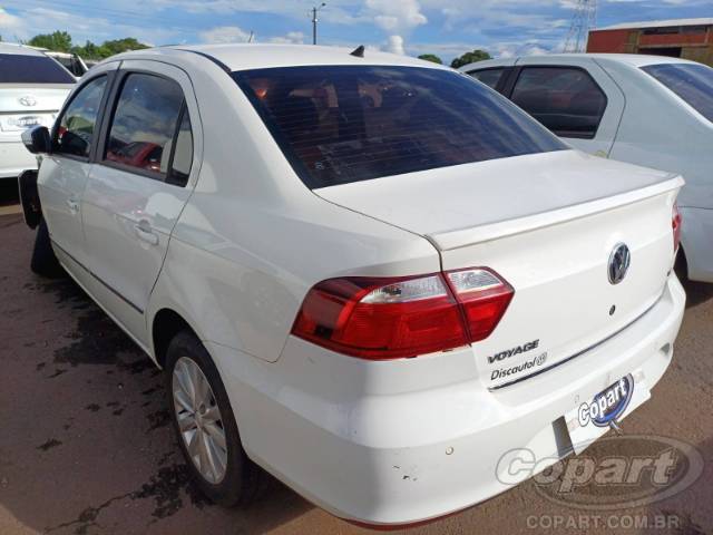 2014 VOLKSWAGEN VOYAGE 