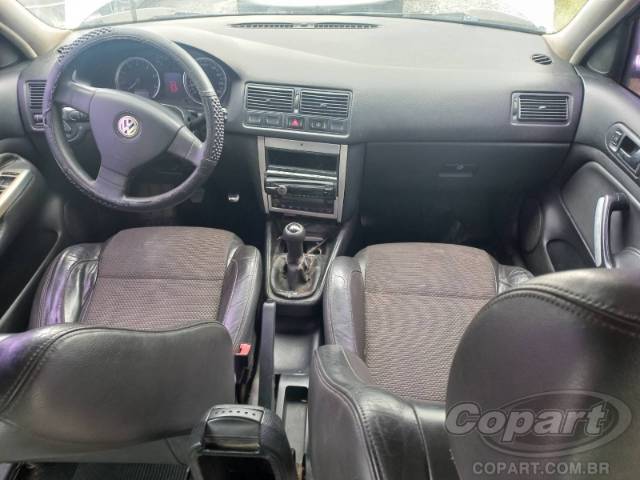 2010 VOLKSWAGEN GOLF 