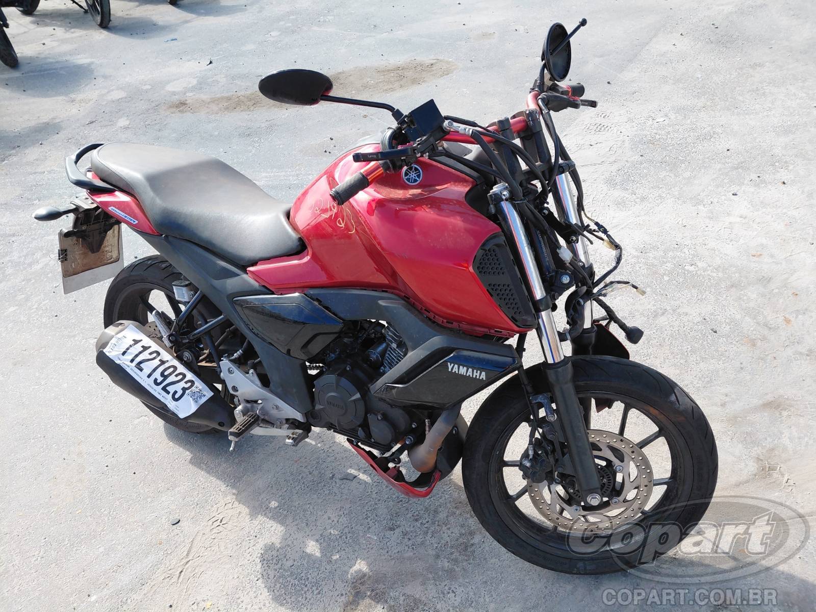 Yamaha FZ15 2025