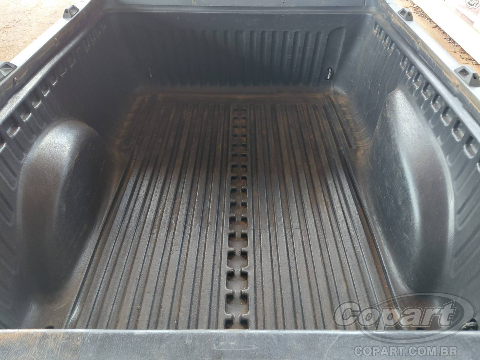 Foto 6 de 10: 2015 VOLKSWAGEN SAVEIRO