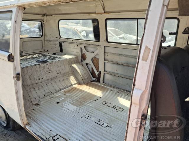 2002 VOLKSWAGEN KOMBI 