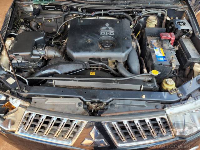 2013 MITSUBISHI PAJERO DAKAR 