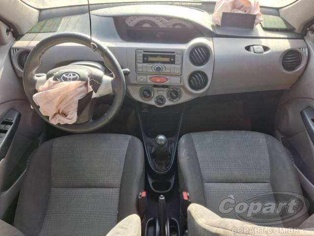 2013 TOYOTA ETIOS SEDA 