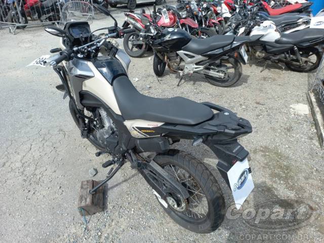 2025 HONDA XRE SAHARA 300 