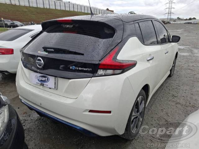 2020 NISSAN LEAF 