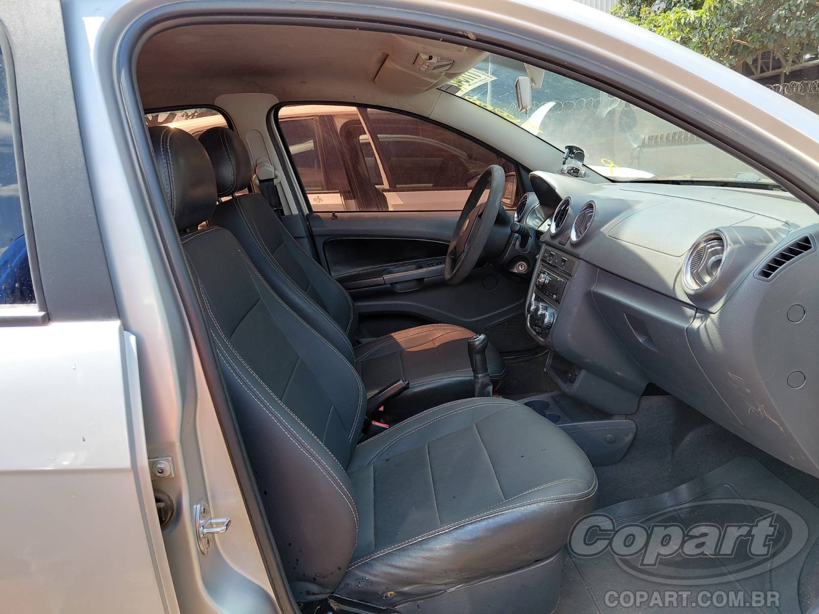 Foto 5: 2010 VOLKSWAGEN VOYAGE
