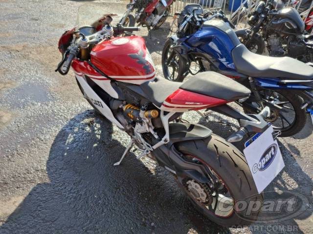 2017 DUCATI SUPERBIKE 