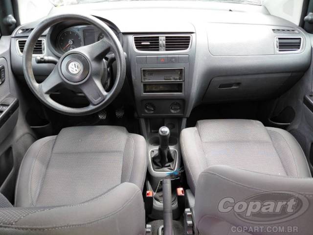 2011 VOLKSWAGEN FOX 