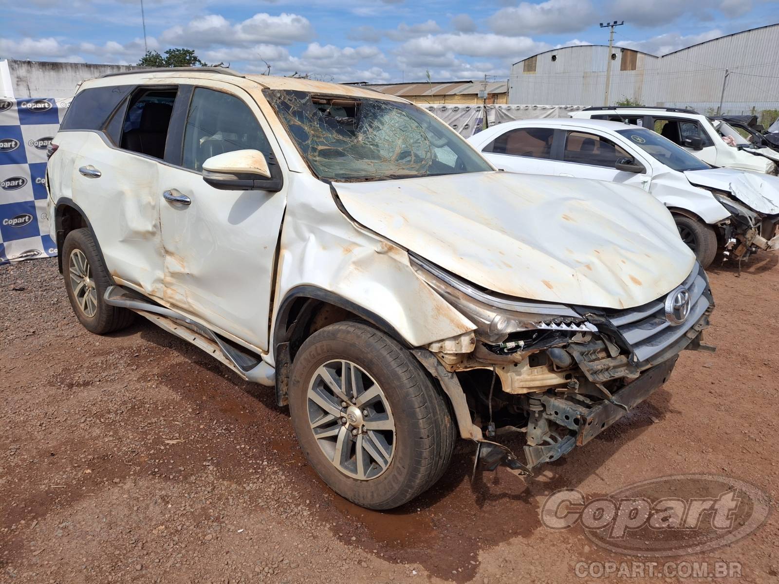 Veículo Toyota Hilux SW4 Toyota Hilux SW4 SRX 2.8 D-4D Turbo 2017 2017 em leilão