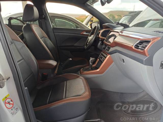 2020 VOLKSWAGEN T-CROSS 