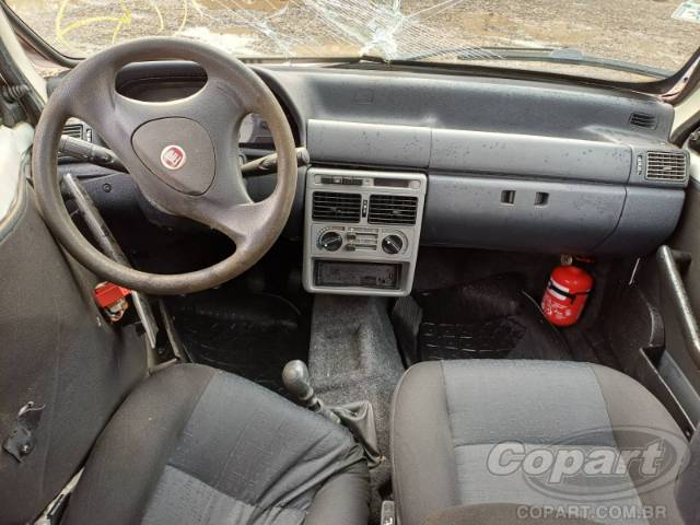 2013 FIAT UNO 
