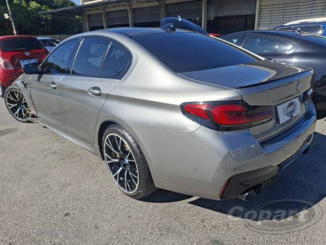 2022 BMW M5 