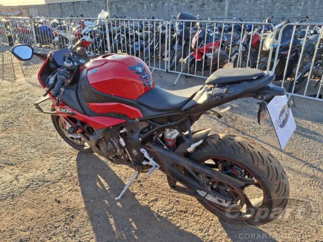 2024 BMW S 1000 