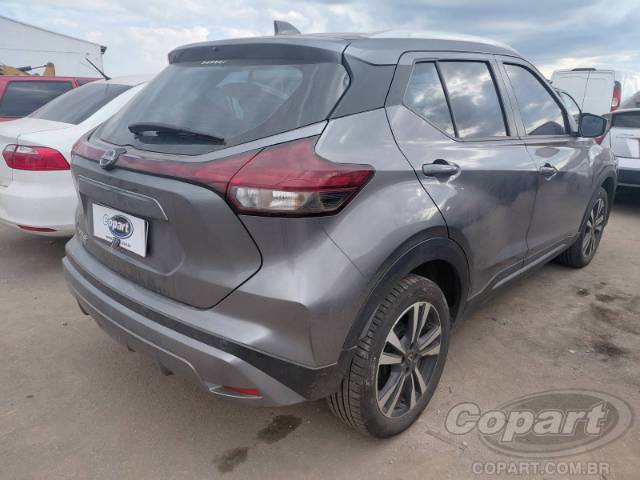 2025 NISSAN Kicks Play 