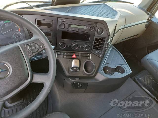 2025 MERCEDES-BENZ Arocs 