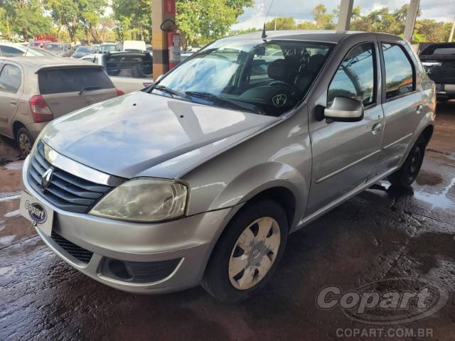 2013 RENAULT LOGAN 