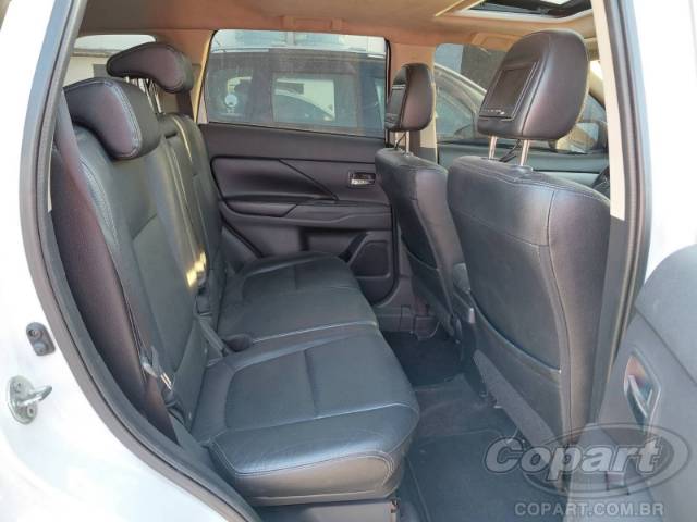 2014 MITSUBISHI OUTLANDER 