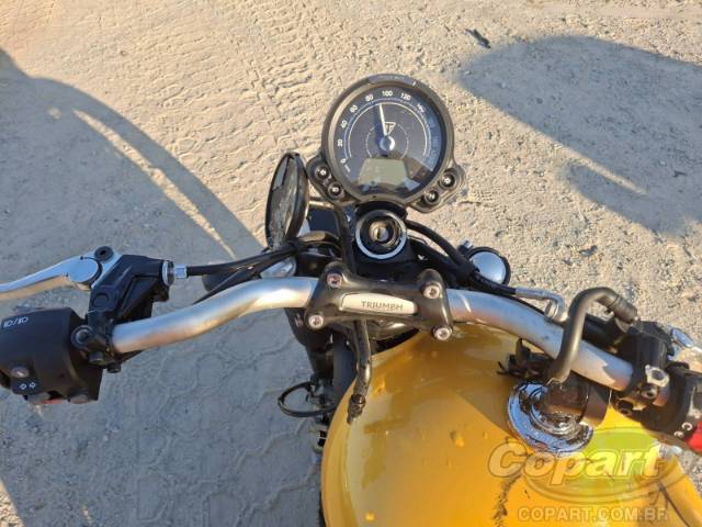 2024 TRIUMPH SCRAMBLER 