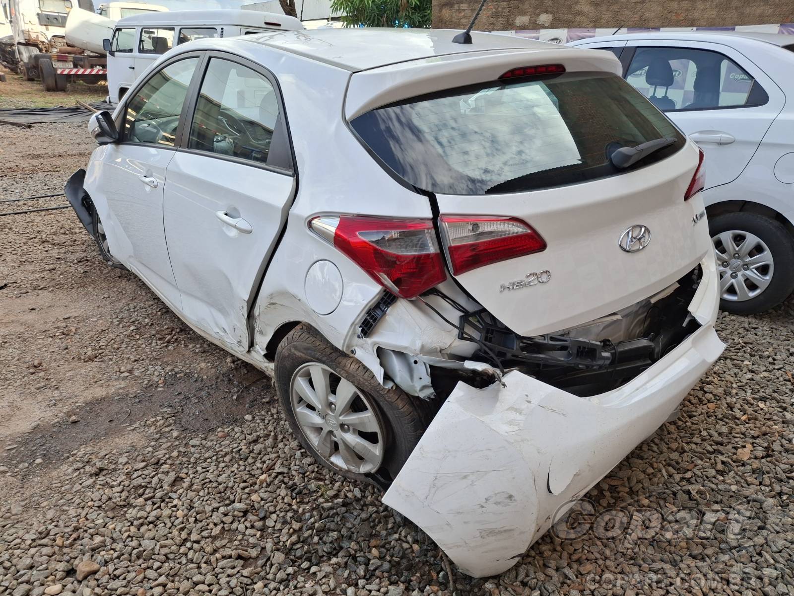 2015 HYUNDAI HB20 — foto 3 de 10