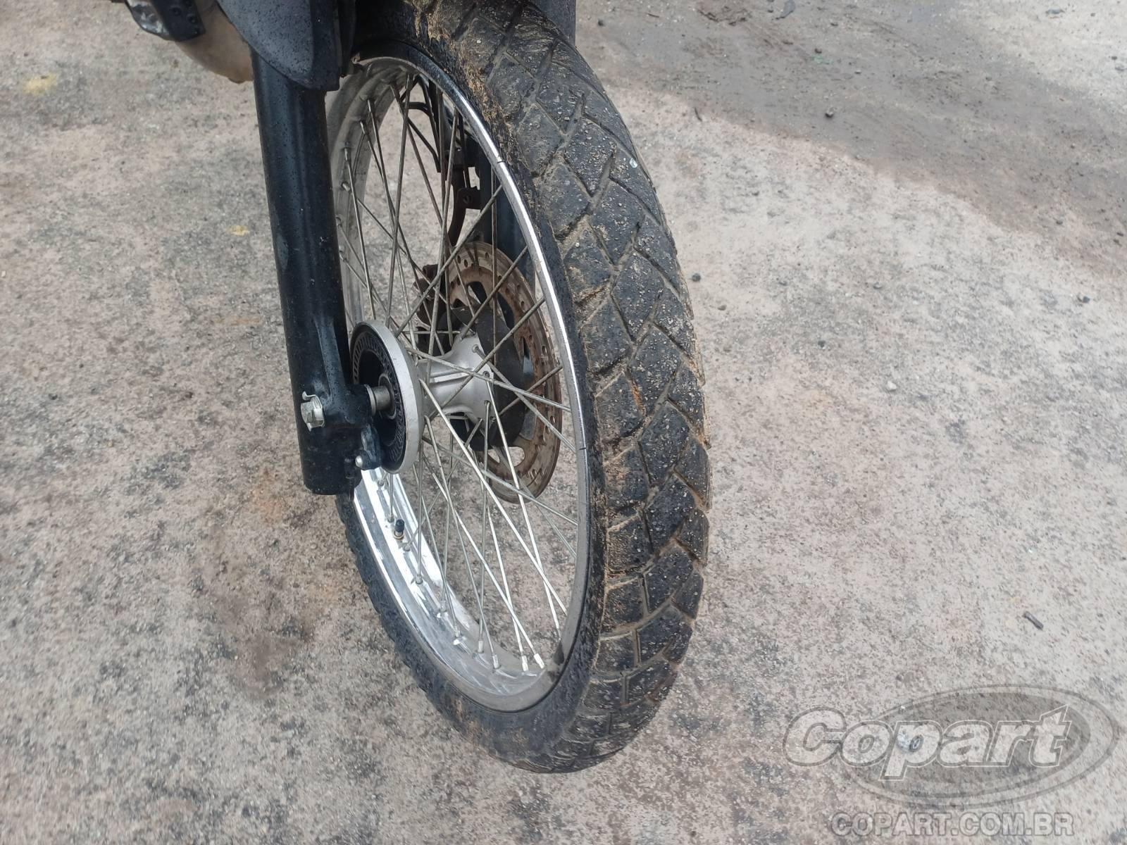 2025 YAMAHA XTZ 250 — foto 8 de 10