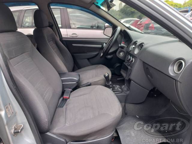 2011 CHEVROLET PRISMA 