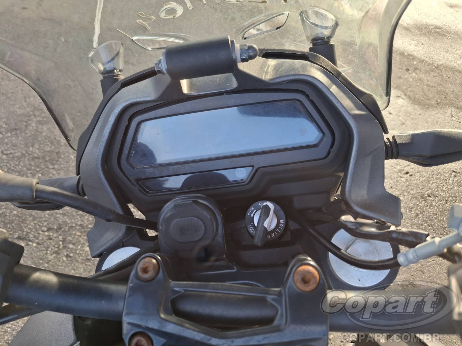2024 BAJAJ DOMINAR — foto 9 de 10