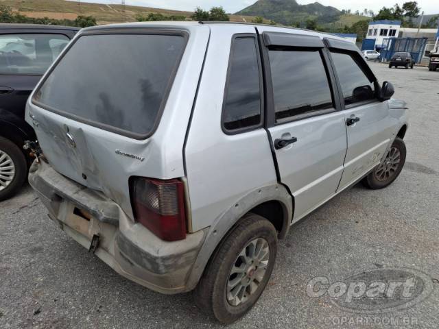 2013 FIAT UNO 