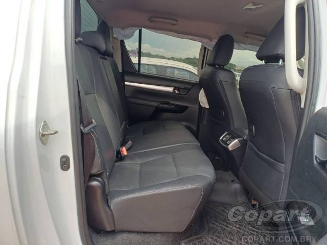 2024 TOYOTA HILUX CD 