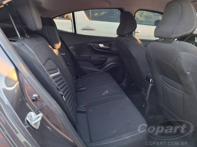 2025 FIAT FASTBACK 
