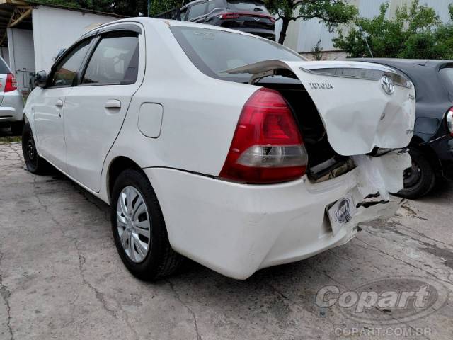 2014 TOYOTA ETIOS SEDA 